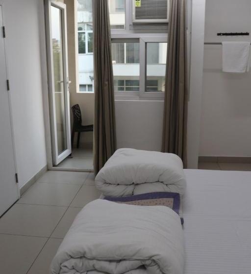 Pension Faculty House Cosy Lounge Near Expo Mart