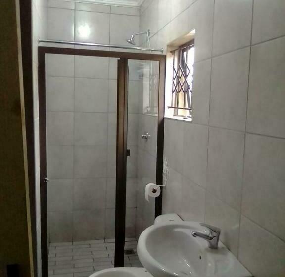 بنسيون Joyous Guest House