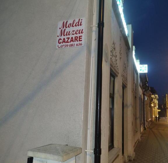 پانسیون Moldi Muzeu