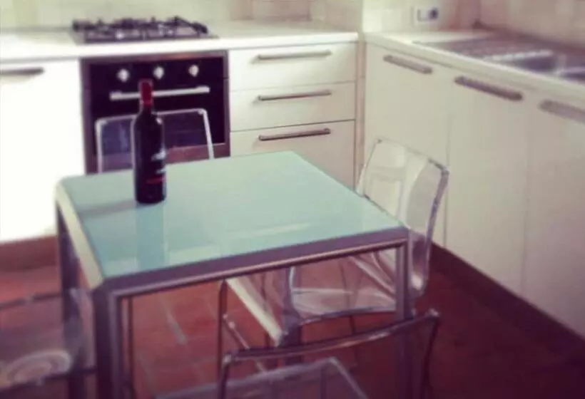 ペンション Room In Bb  Alessio Room Overlooking The Vineyards Of Tuscany