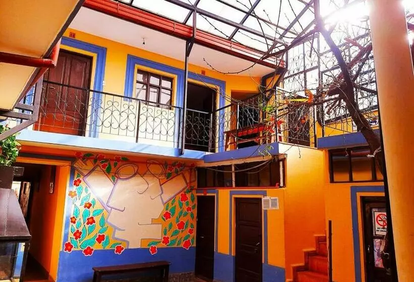 هتل Hostal Compañía De Jesús