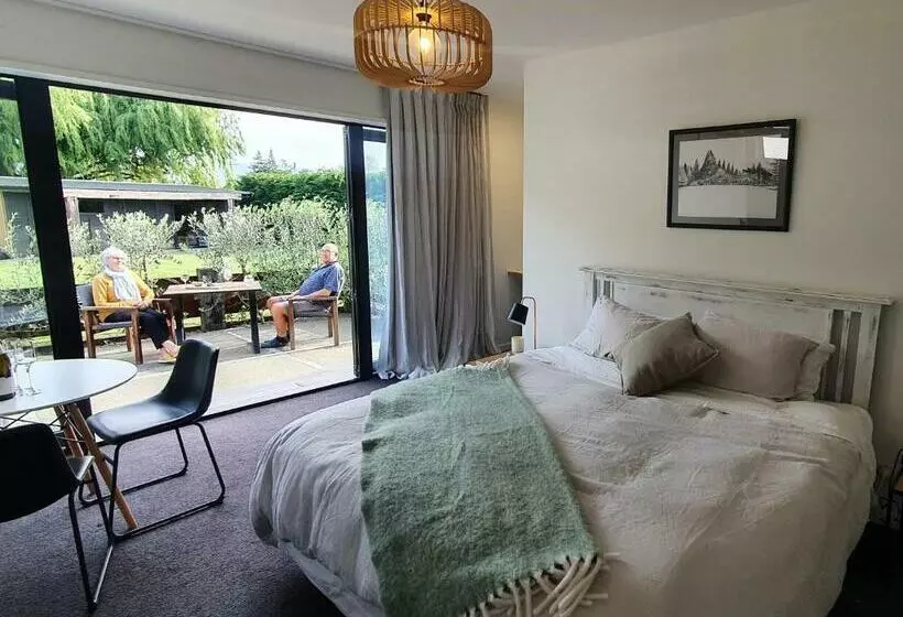 تختخواب و صبحانه Willow View