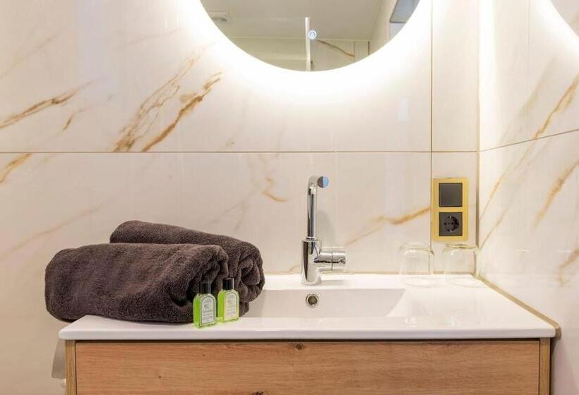 Lovely Cozy Room Newly Renovated In 2022