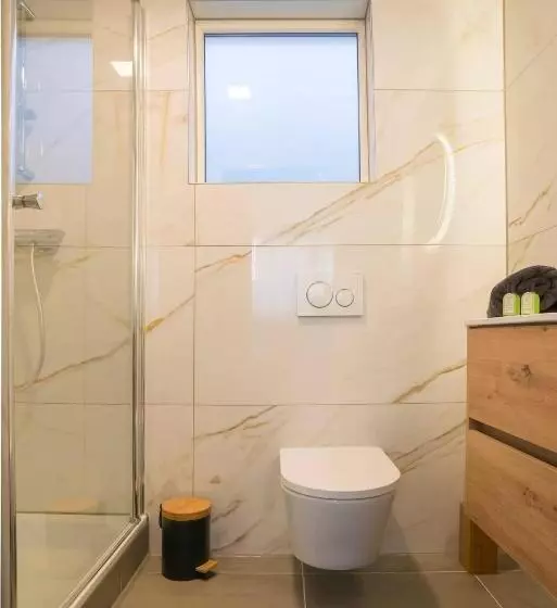 Lovely Cozy Room Newly Renovated In 2022