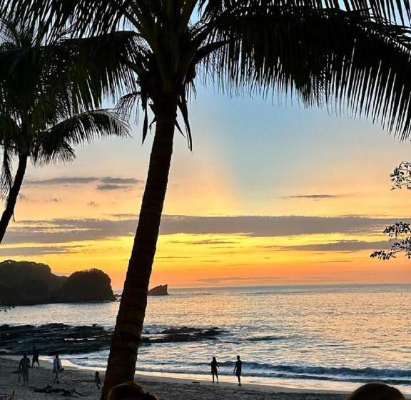 Casa Vitality Bed And Breakfast Playa Guiones, Nosara 4 Minute Walk To The Beach