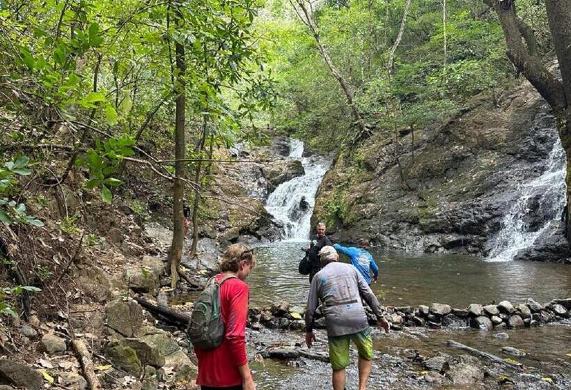 Casa Vitality Bed And Breakfast Playa Guiones, Nosara 4 Minute Walk To The Beach