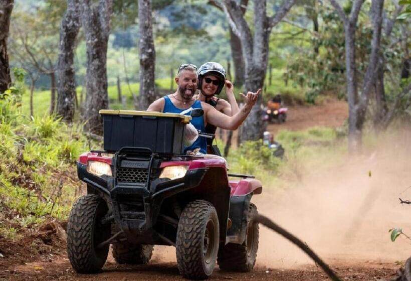 Casa Vitality Bed And Breakfast Playa Guiones, Nosara 4 Minute Walk To The Beach