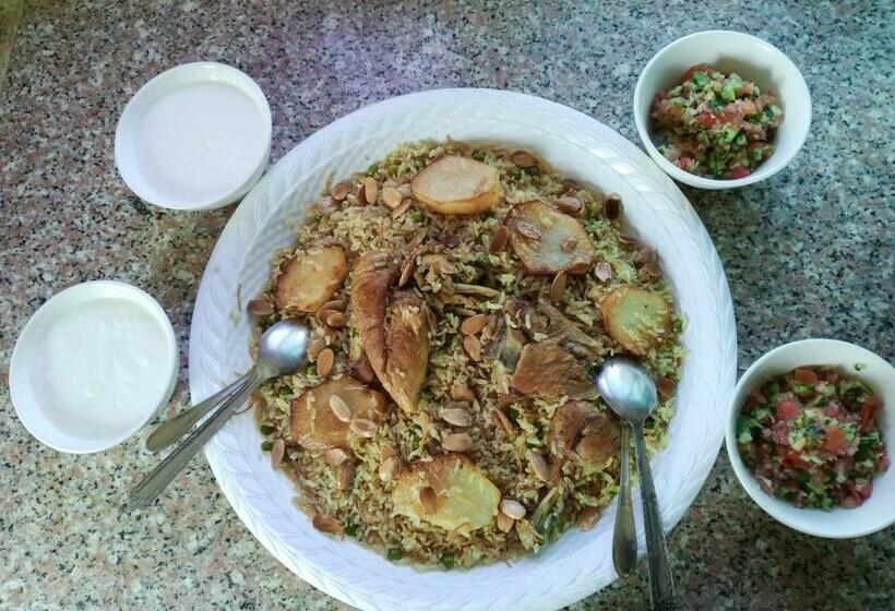 پانسیون Flower