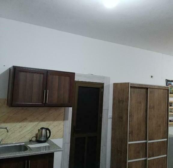 پانسیون Flower