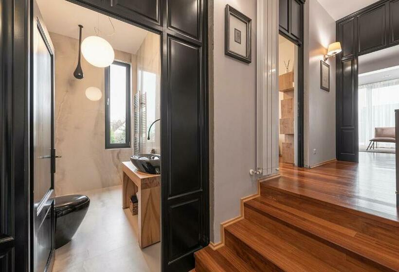 Majatalo Green Villa By The Lake