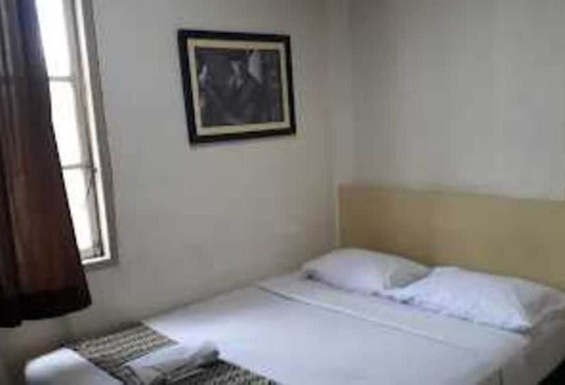 فندق Express O 91674 Penginapan Bm Prima