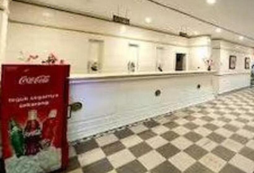 فندق Express O 91674 Penginapan Bm Prima