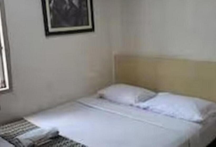 فندق Express O 91674 Penginapan Bm Prima