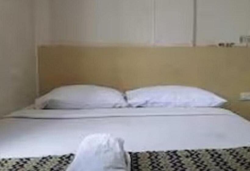 فندق Express O 91674 Penginapan Bm Prima