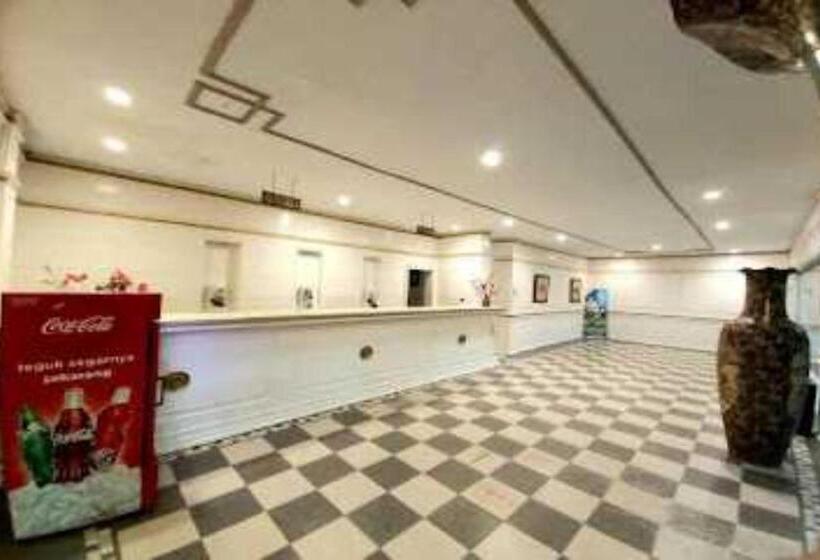 فندق Express O 91674 Penginapan Bm Prima