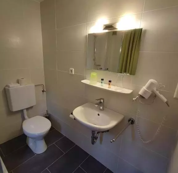 Room In Guest Room   Pension Forelle   Doppelzimmer