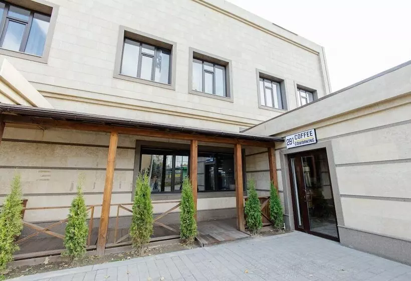 281 Hostel