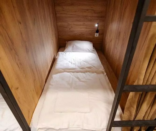 281 Hostel
