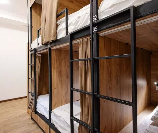 281 Hostel