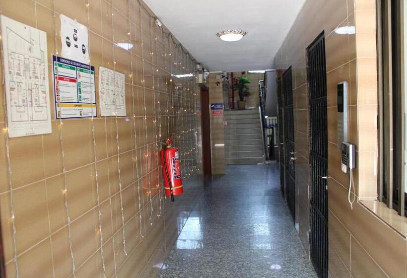 هتل Residence Le Carat Silverline