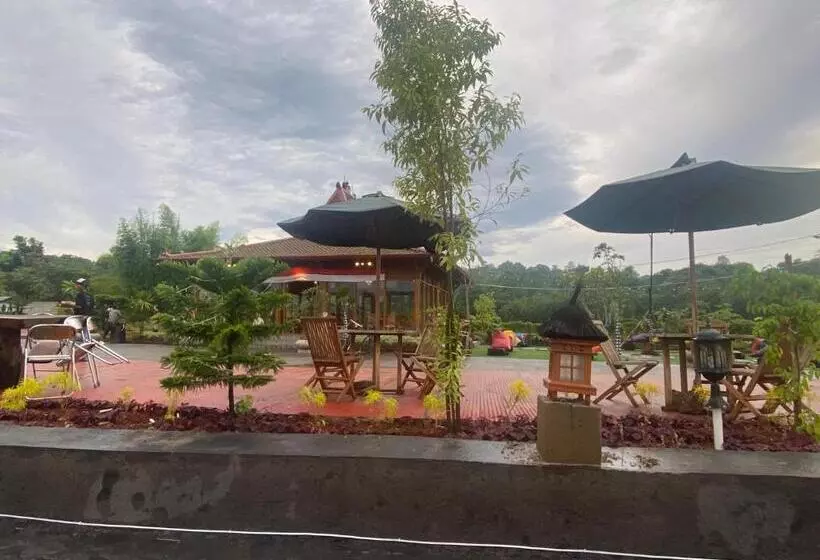 Hotel Resort & Resto Talaga Sundayana