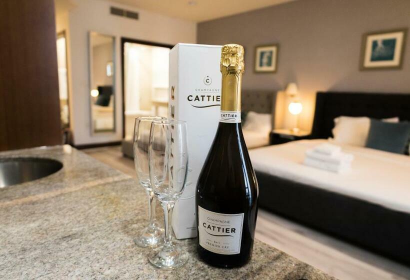 Rooftop Pool Suite With King Bed In Ocean Dr C303