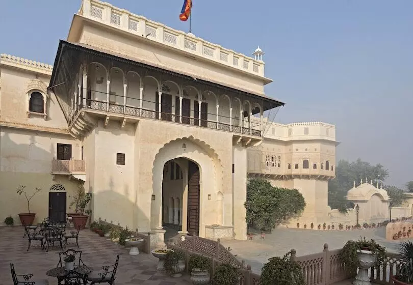 酒店 Alsisar Mahal Heritage