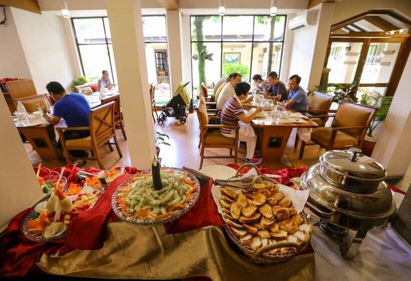 هتل Atithi Resort & Spa