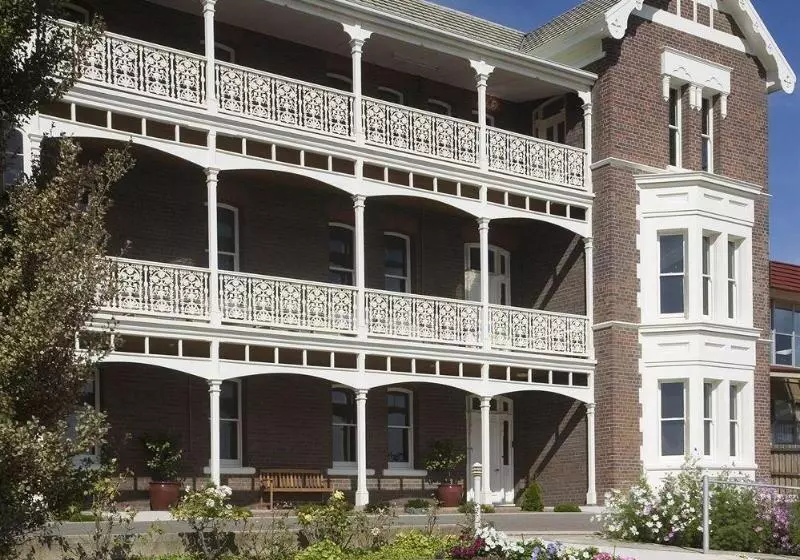 בית מלון כפרי Auldington