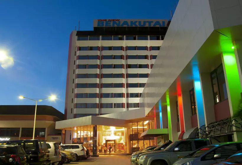 Benakutai Hotel And Apartemen