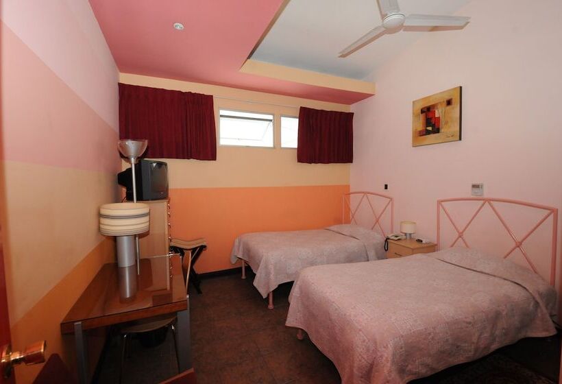 酒店 Casa Cambranes