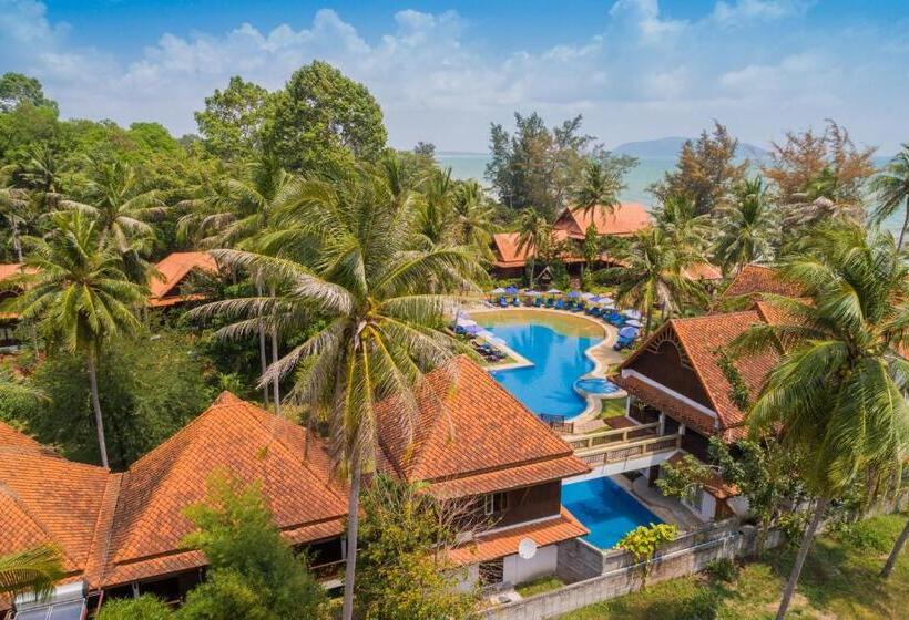 Coral Hotel Bangsaphan