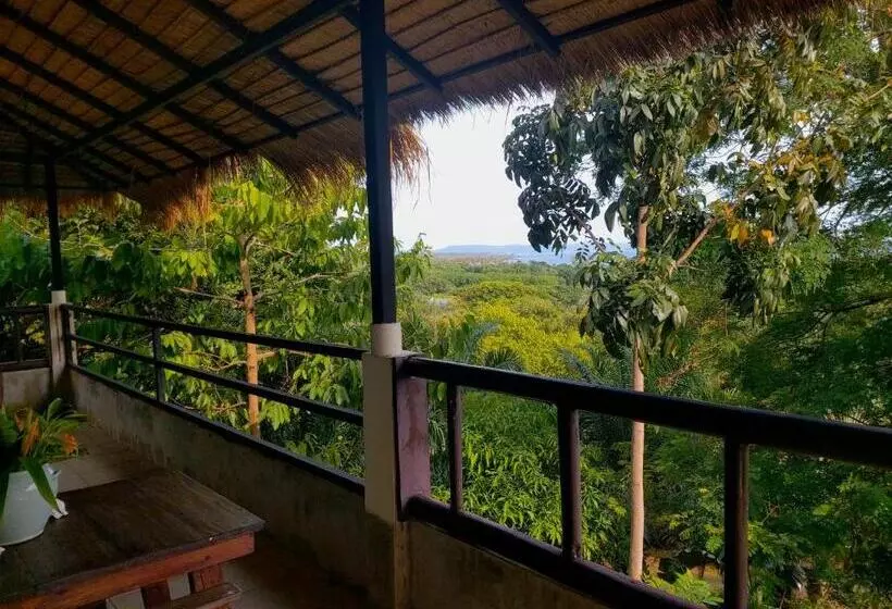 هتل Good Time Sports Village Koh Mak