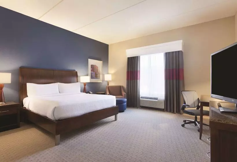 酒店 Hilton Garden Inn Falls Church