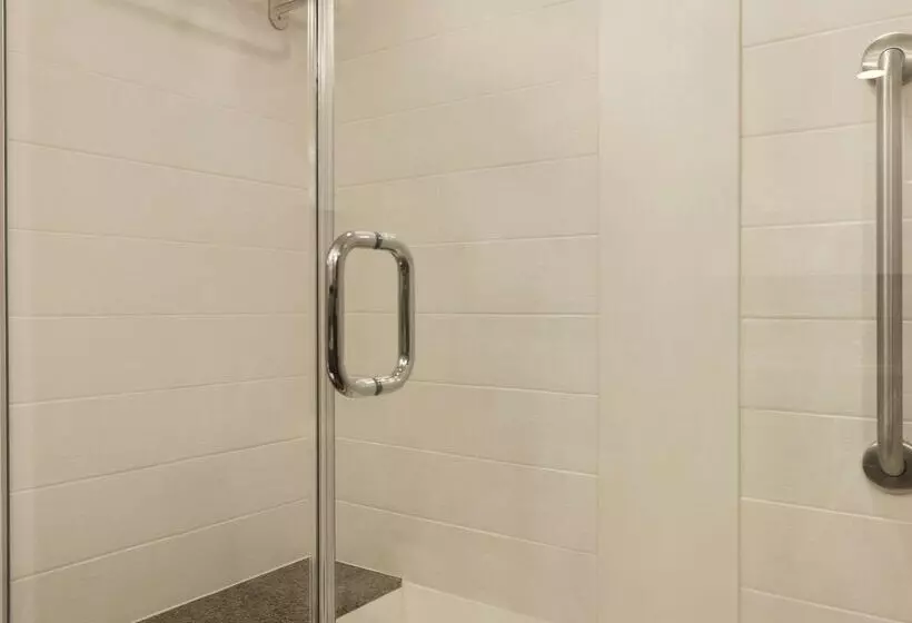 酒店 Hilton Garden Inn Falls Church