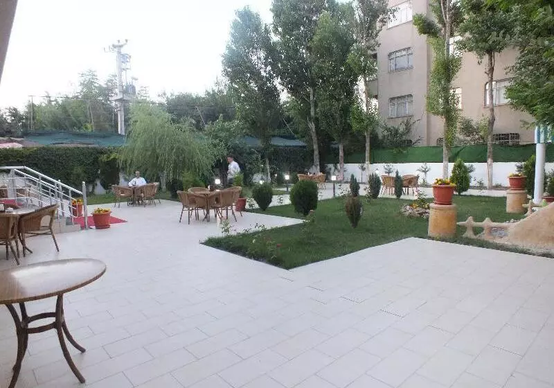 Hotel Izgi Turhan