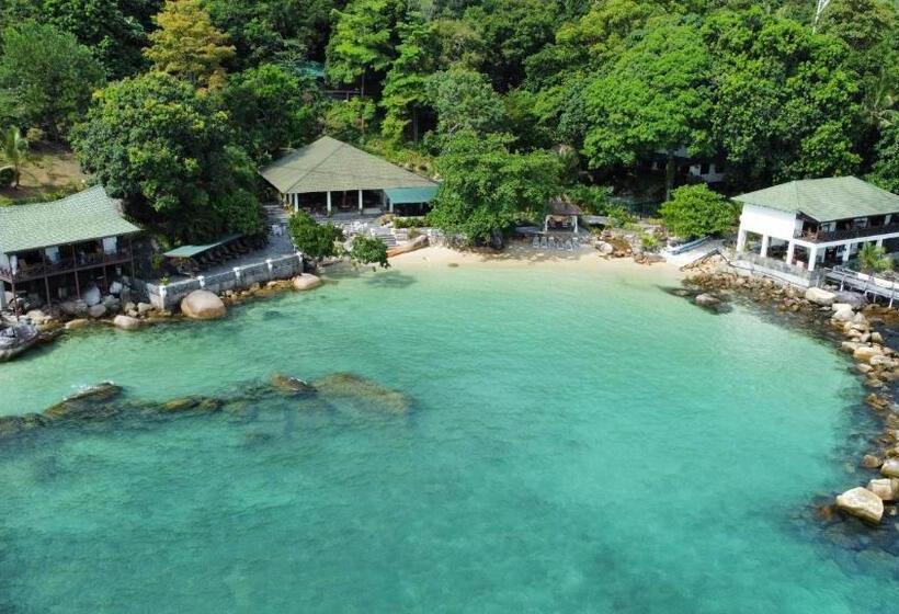 Hotel Minang Cove Resort