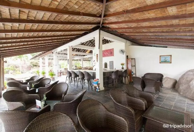 호텔 Minang Cove Resort