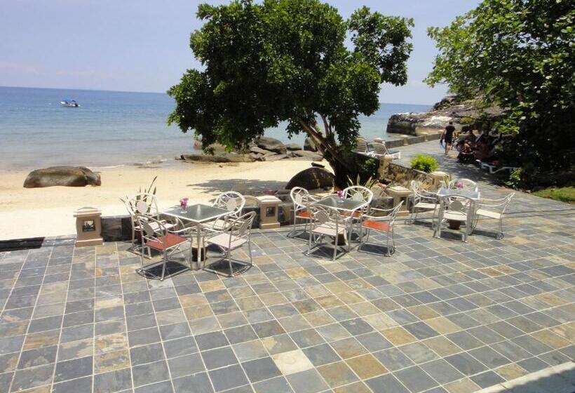 Hotel Minang Cove Resort