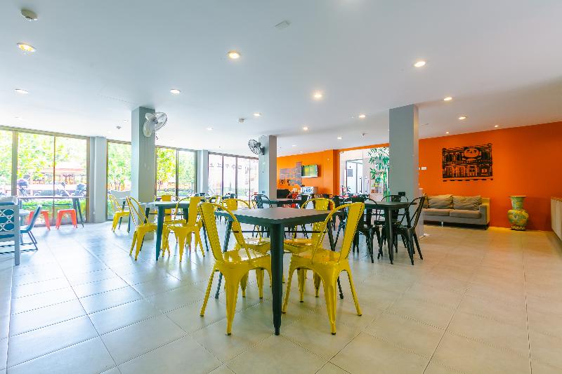 هتل Recenta Style Phuket Town