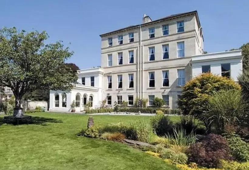 호텔 The Ayrlington Guesthouse