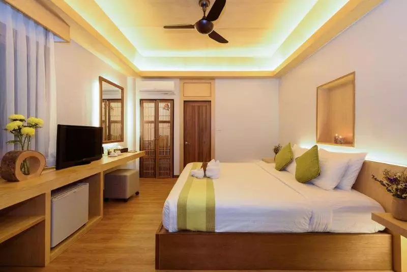 Hotel The Beach Natural Resort Koh Kood