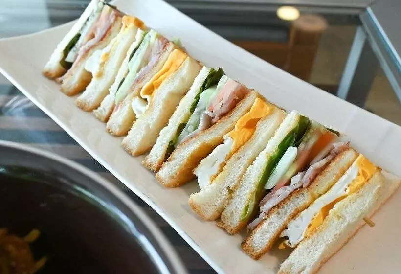 هتل The Krungkasem Srikrung