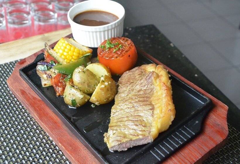 فندق The Royale Krakatau