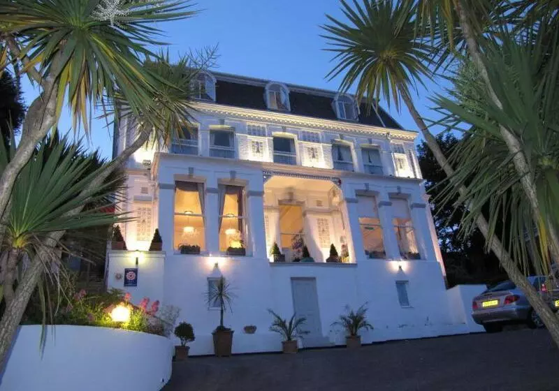 ホテル The Shirley