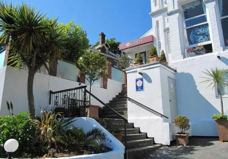 ホテル The Shirley