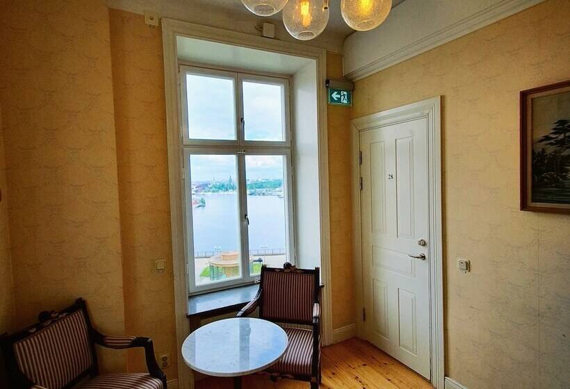 דירת נופש Ersta Hotell & Konferens