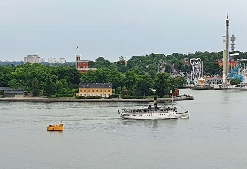 דירת נופש Ersta Hotell & Konferens