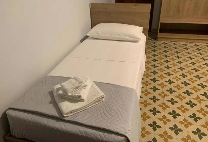 Erythrà Bed And Breakfast