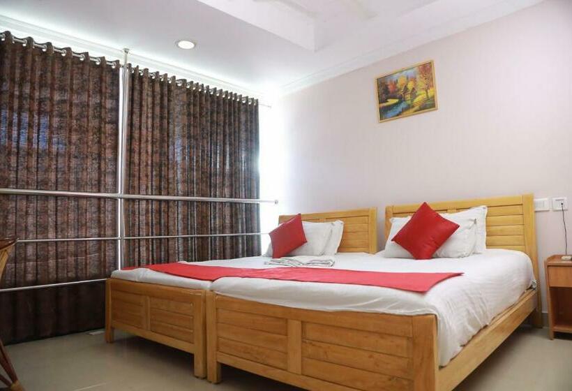 Collection O Safe Hotel Kadavanthra